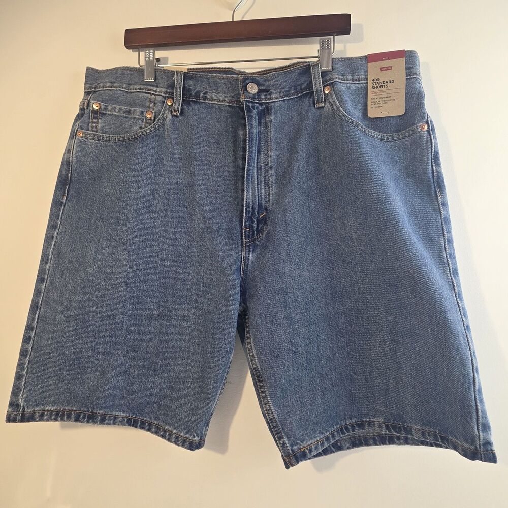 Levi Levis 405 Medium Wash Jean Shorts Mens Sz 42 New NWT Denim Strauss Stylish